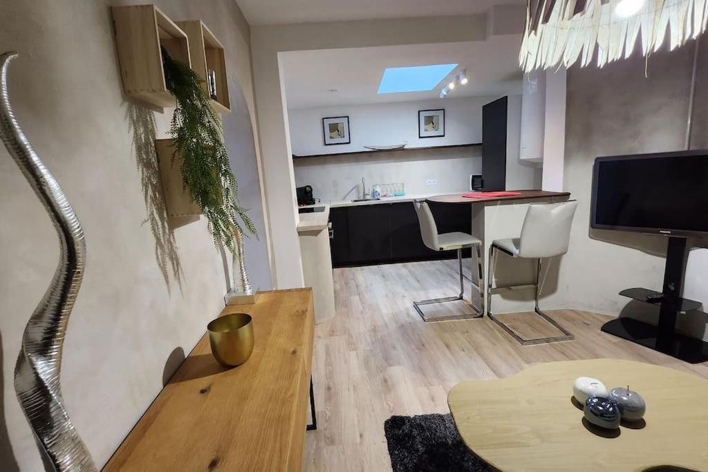 La Taniere Lens Est Apartment Sallaumines Exterior photo